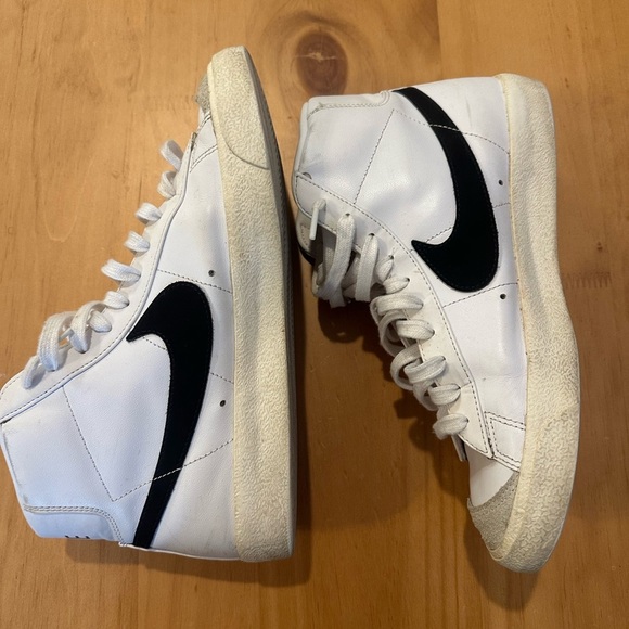Nike Blazer Mid ‘77 Vintage High Top women’s size 9.5 color white - Picture 2 of 4